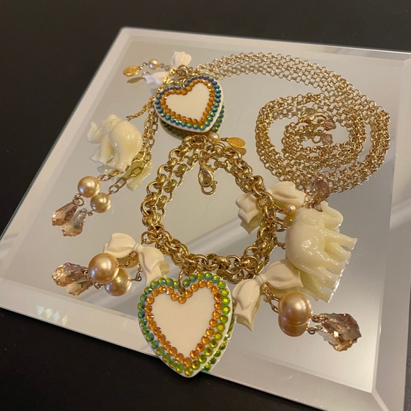 Welcome to The House of Tara! - Picture 16 of 17